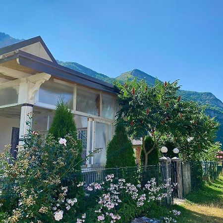 Lola Guest House Vuthaj Esterno foto