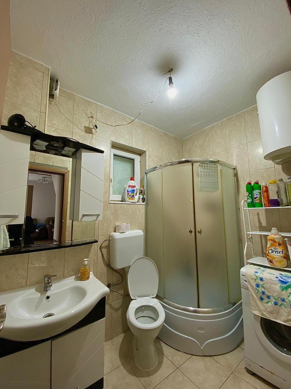 Lola Guest House Vuthaj Esterno foto