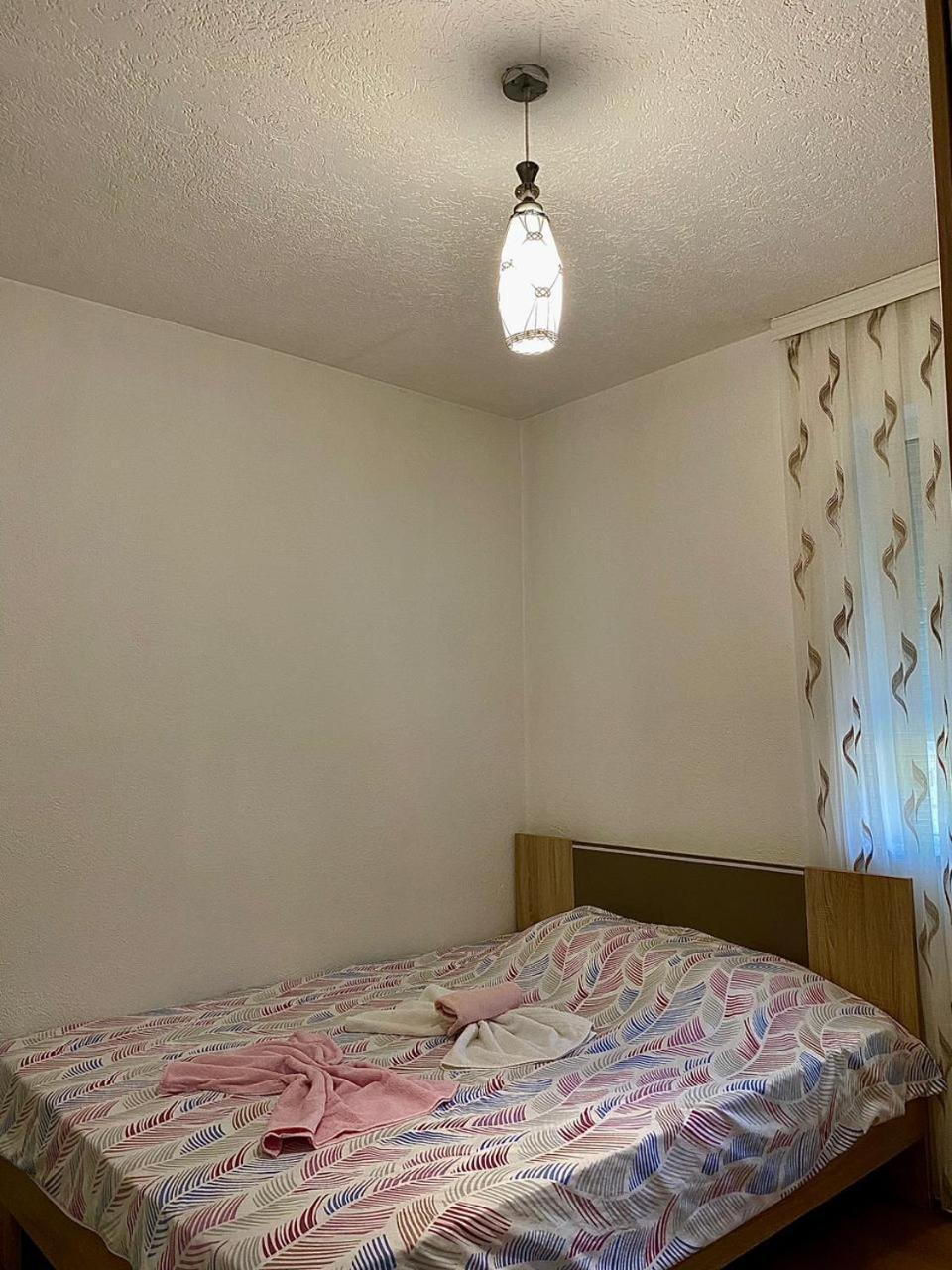 Lola Guest House Vuthaj Esterno foto